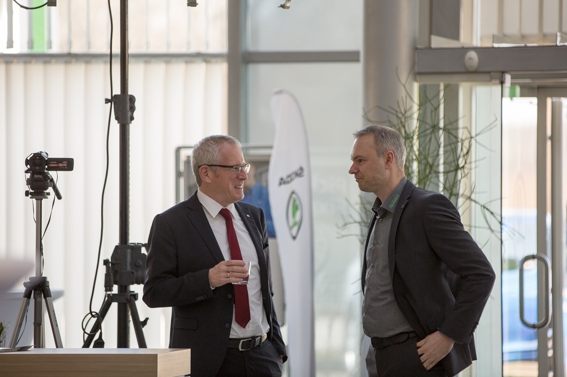 Gmeiner feiert! - 15 Jahre Autohaus Gmeiner 